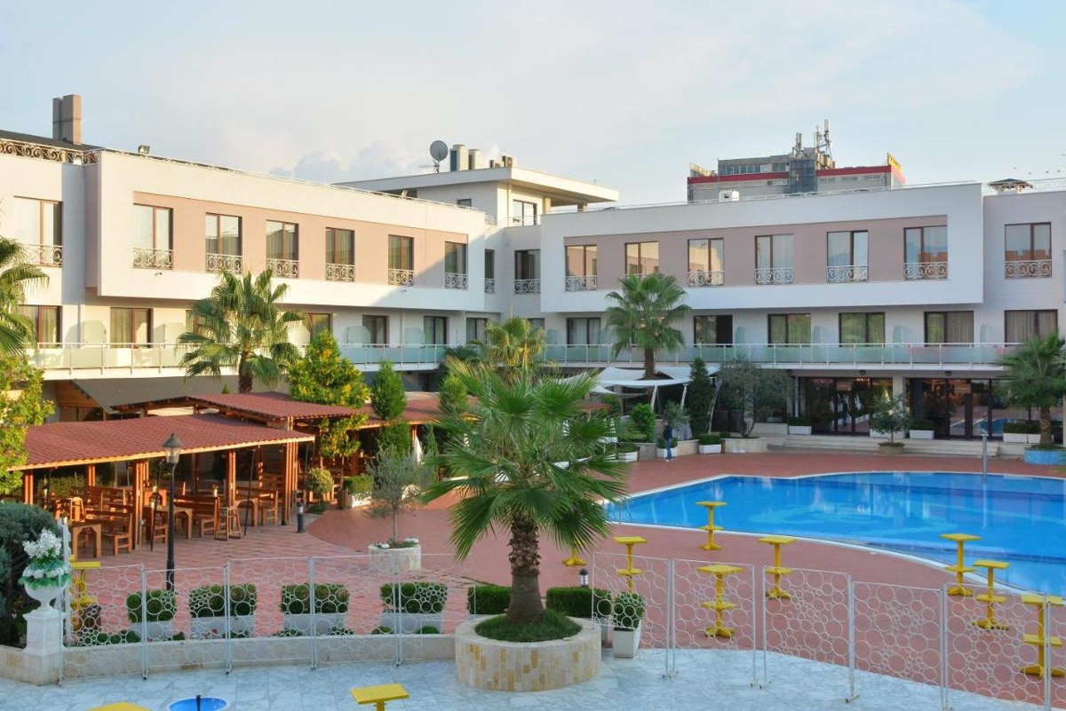 HOTEL TE STELA RESORT photo 1