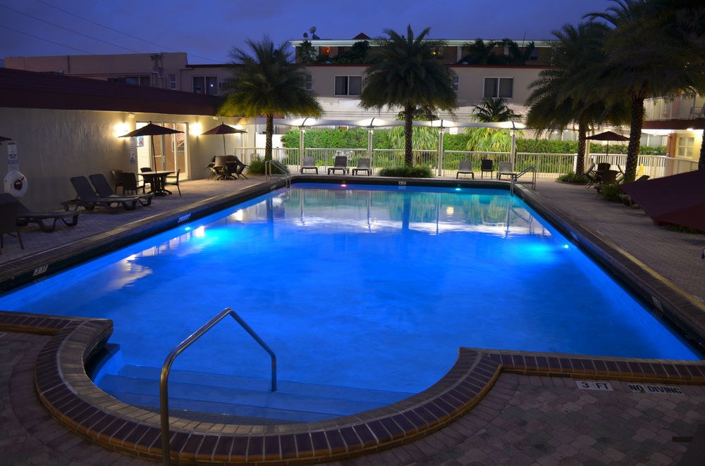 RAMADA BY WYNDHAM MIAMI SPRINGS INTERNATIONAL ARPT photo 1