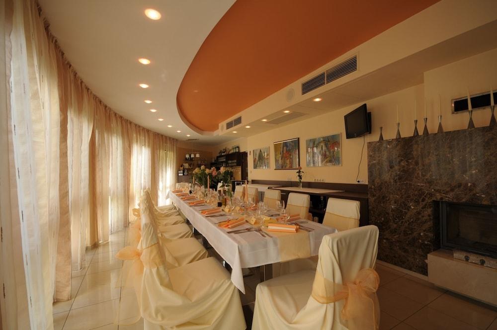 HOTEL ANTARES photo 2