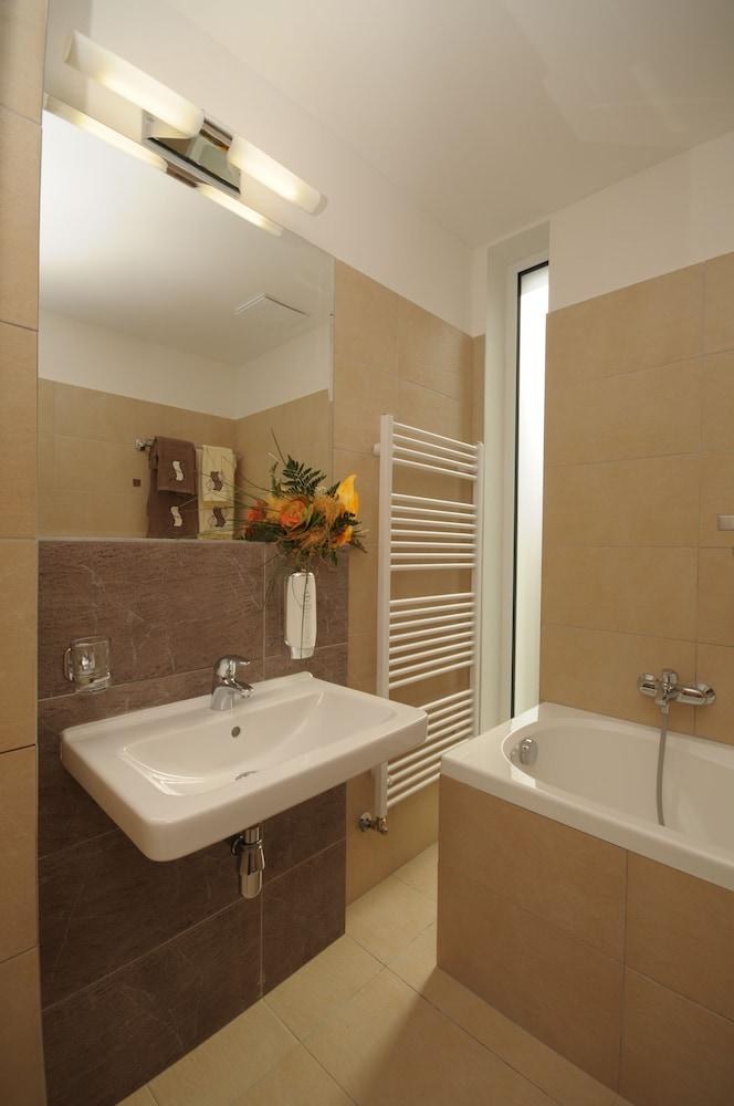 HOTEL ANTARES photo 3