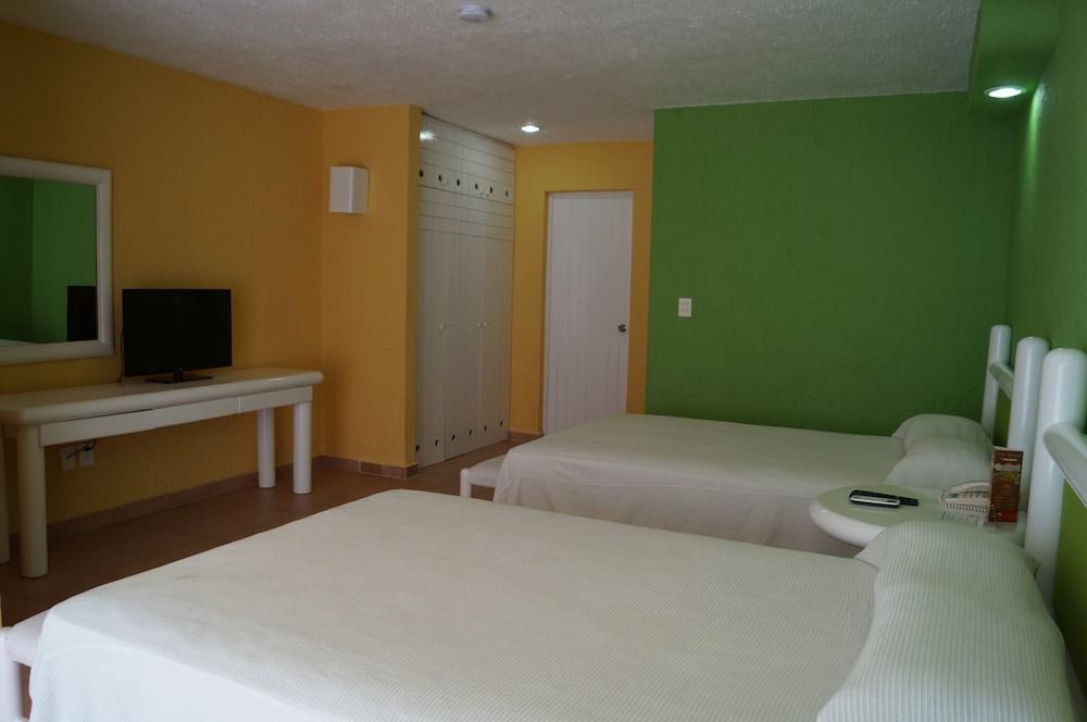 SOLYMAR BEACH RESORT photo 3