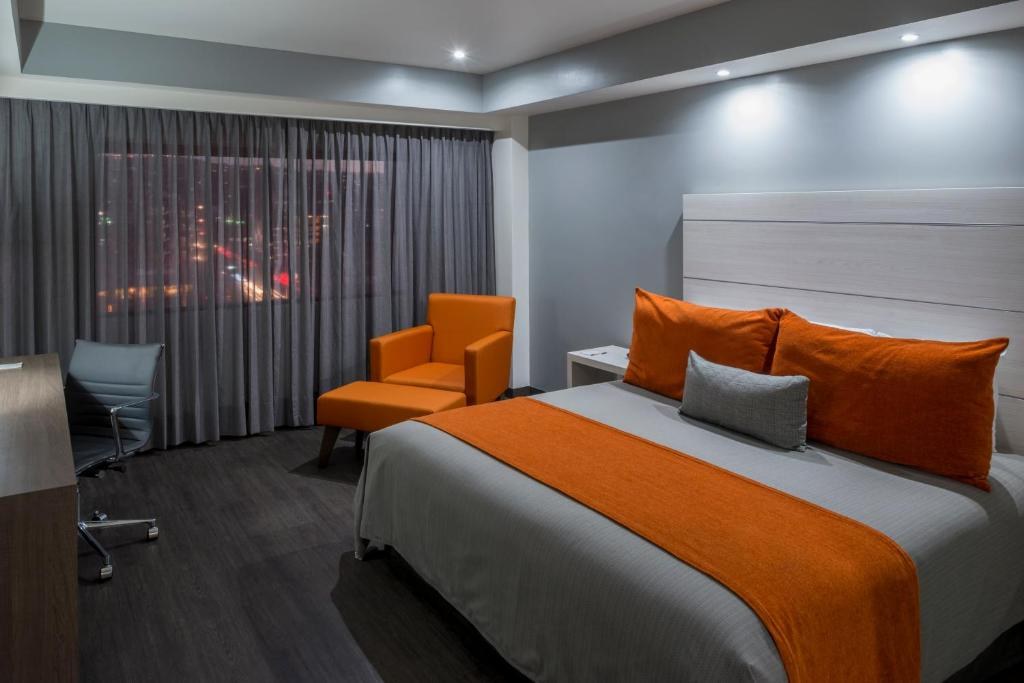 REAL INN TIJUANA photo 1
