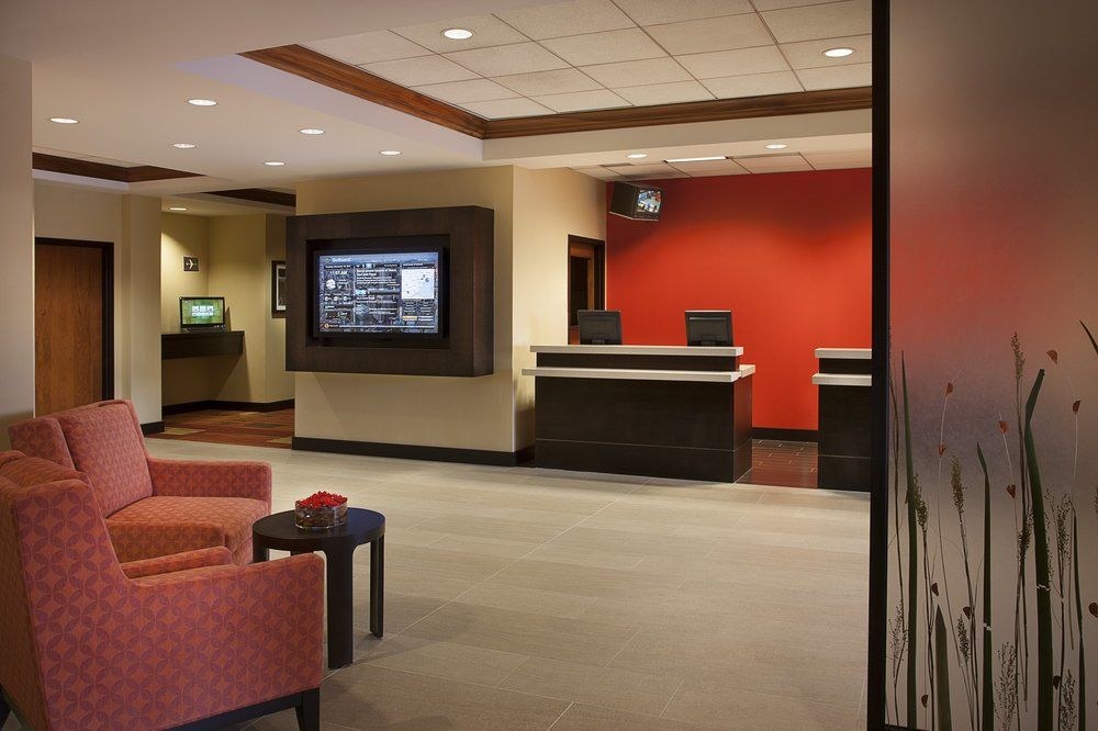 COURTYARD BY MARRIOTT TORONTO AIRPORT photo 2