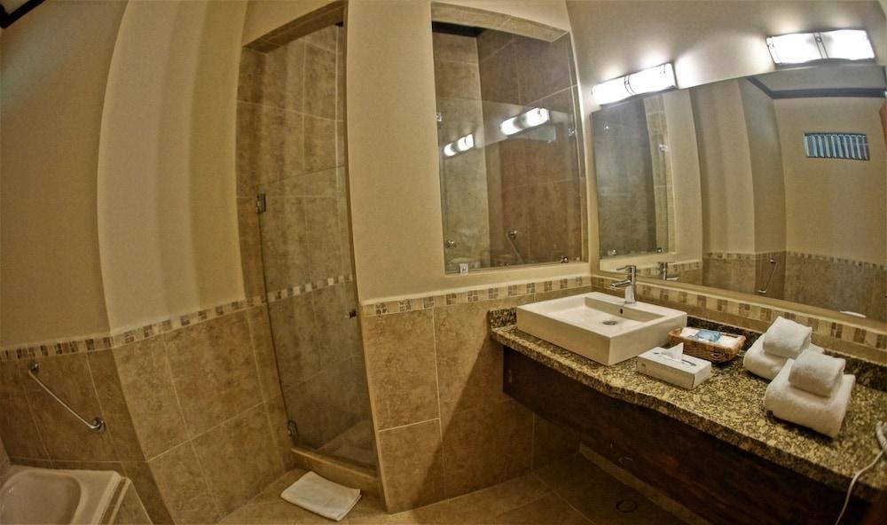 EL ESTABLO MOUNTAIN HOTEL & PRIVATE RESERVE photo 2