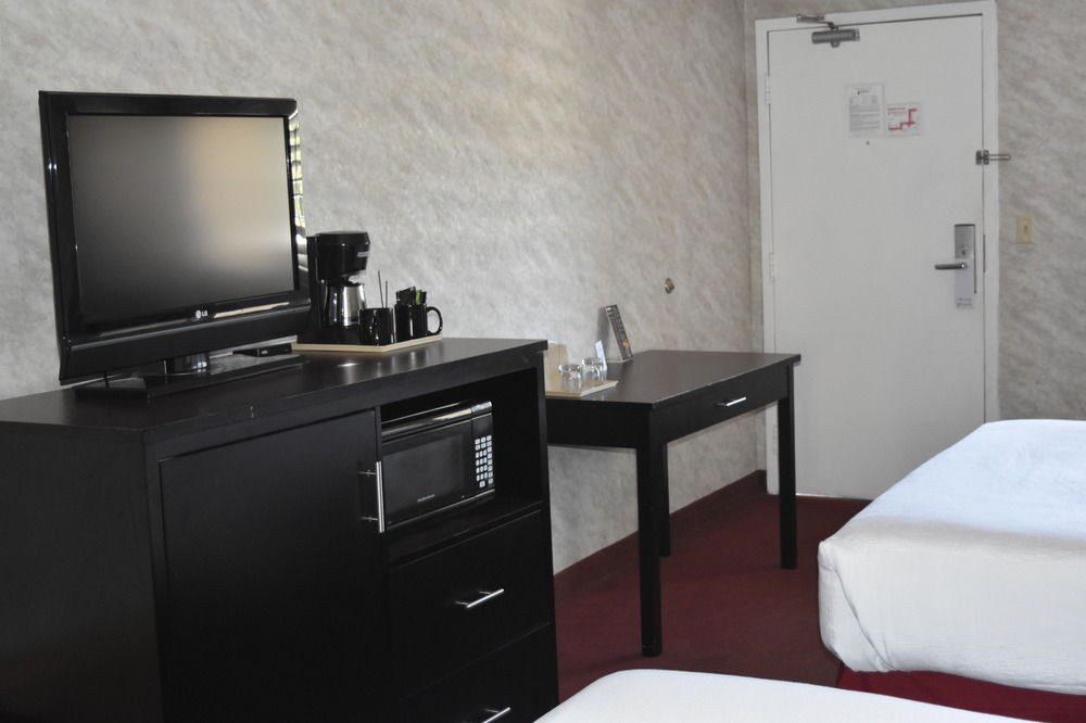 Old Town Western Inn & Suites