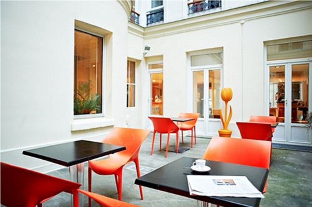 NEW HOTEL LAFAYETTE
