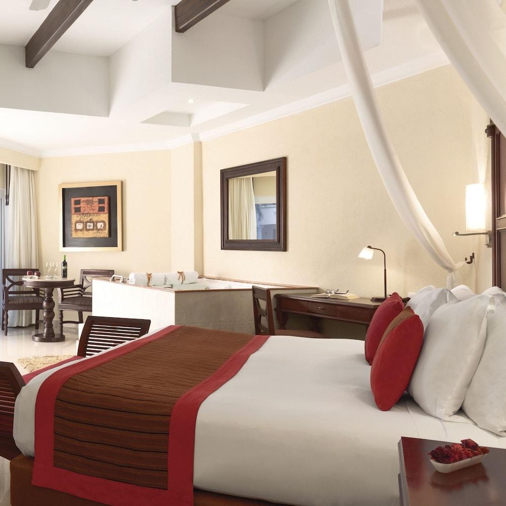 Hilton Playa del Carmen, an All-Inclusive Adult Only Resort photo 3