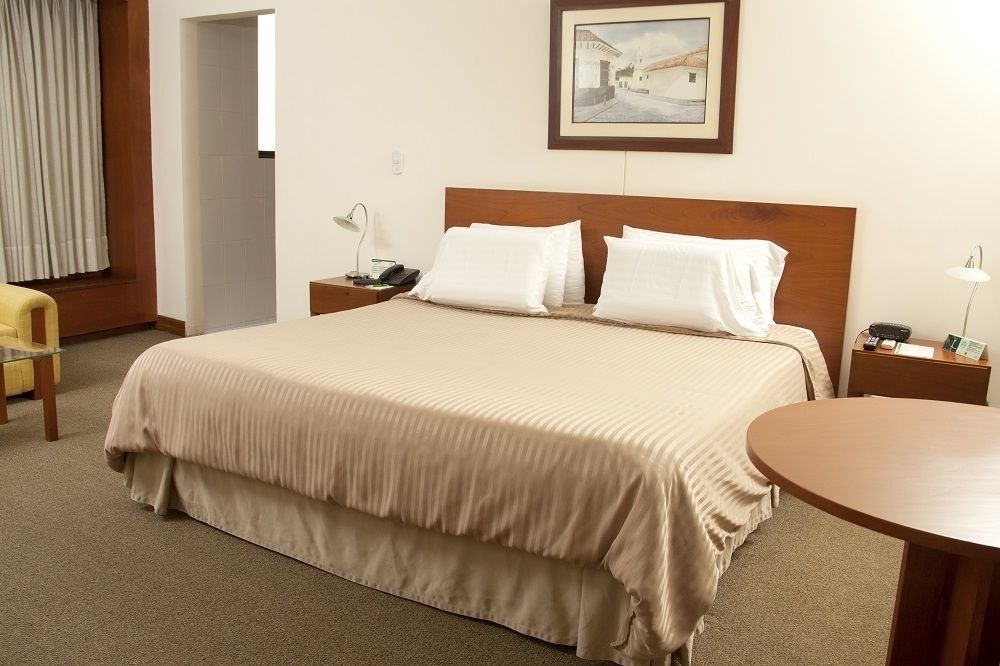 Torre De Cali Plaza Hotel