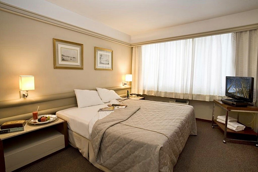 ALTA REGGIA PLAZA HOTEL