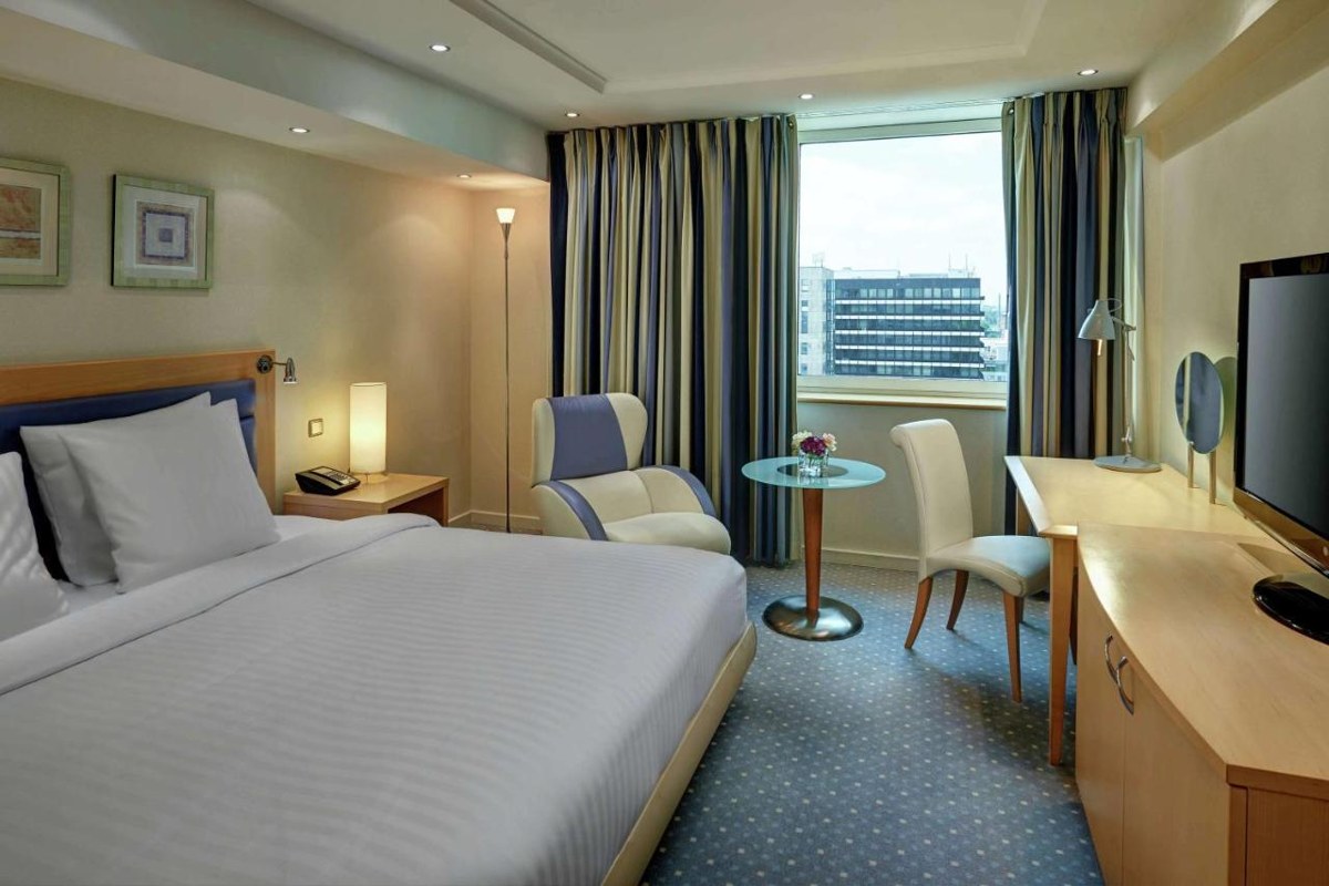 Hilton Dusseldorf photo 1