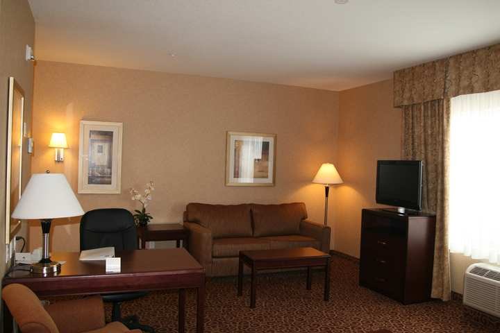 Hampton Inn & Suites by Hilton Edmonton Intl Airport