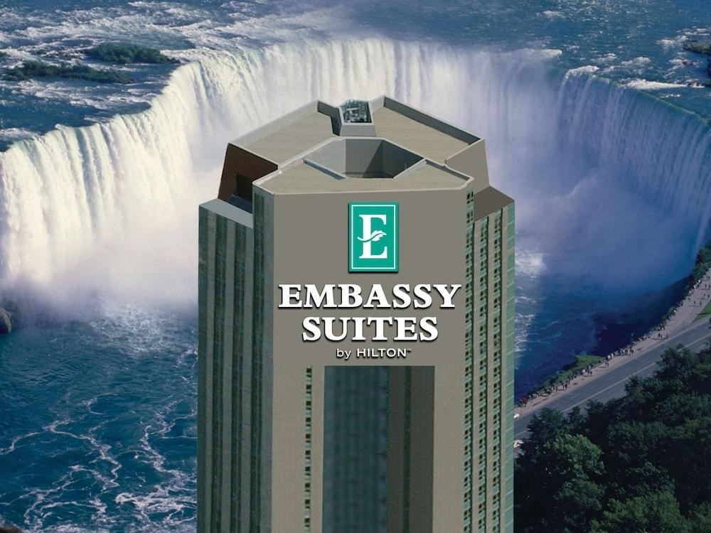 Embassy Suites by Hilton Niagara Falls Fallsview photo 2