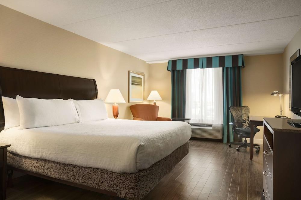 Hilton Garden Inn Toronto/Vaughan photo 2