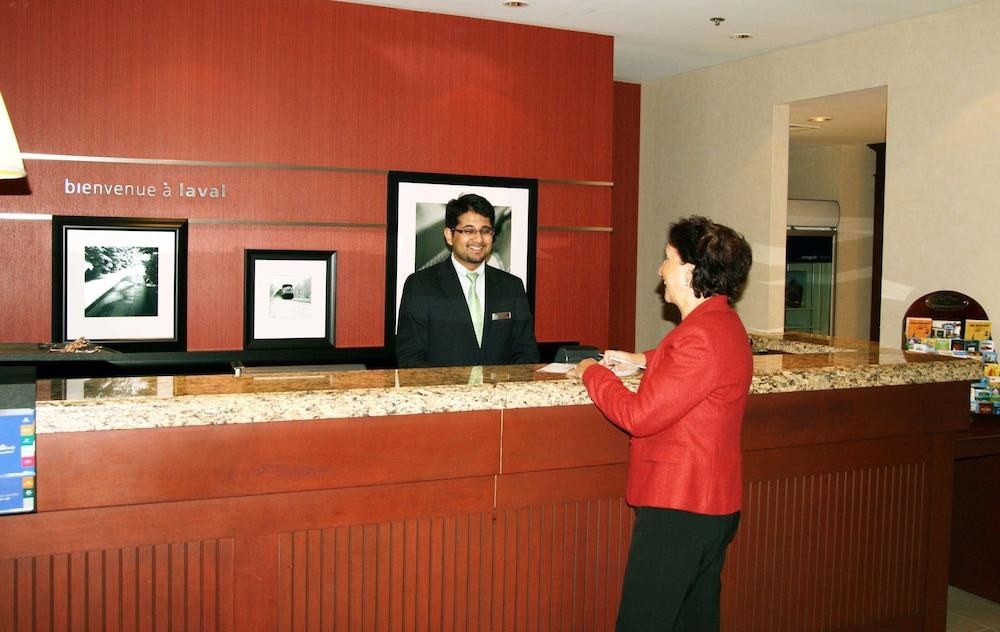Hampton Inn & Suites by Hilton Laval photo 4