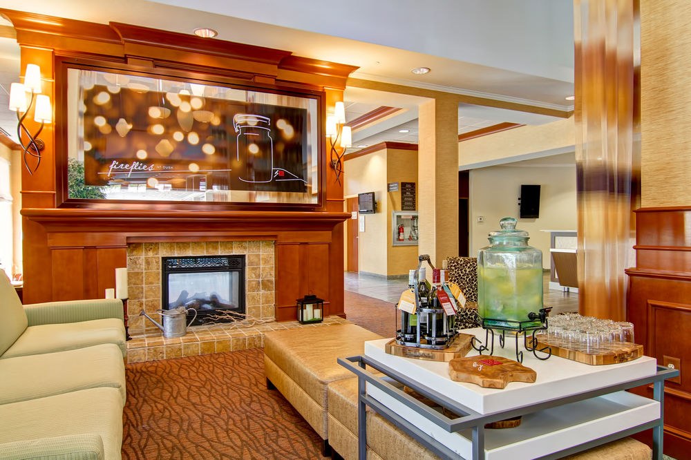 Hilton Garden Inn Ottawa Airport photo 1
