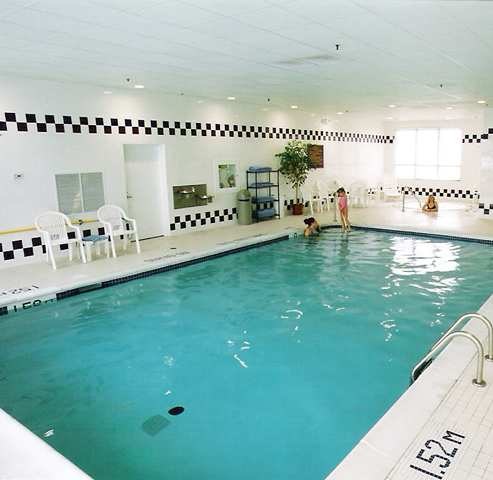Hampton Inn & Suites by Hilton Windsor photo 3
