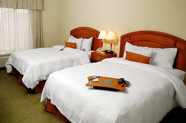 Hampton Inn & Suites by Hilton Windsor photo 4