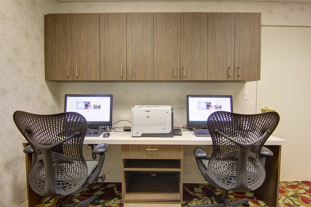 Hilton Garden Inn Calgary Airport photo 1