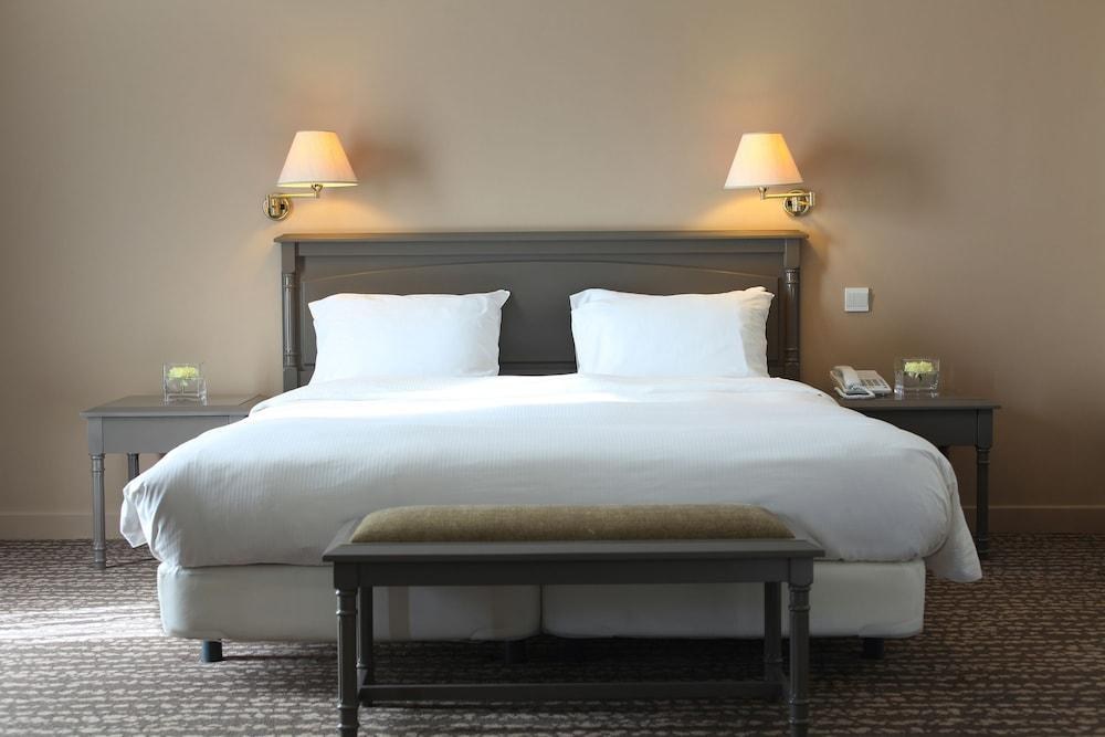 Hilton Nicosia photo 2