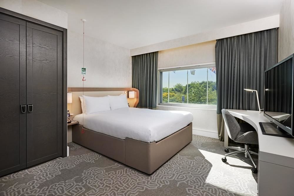 Hilton London Heathrow Airport photo 1