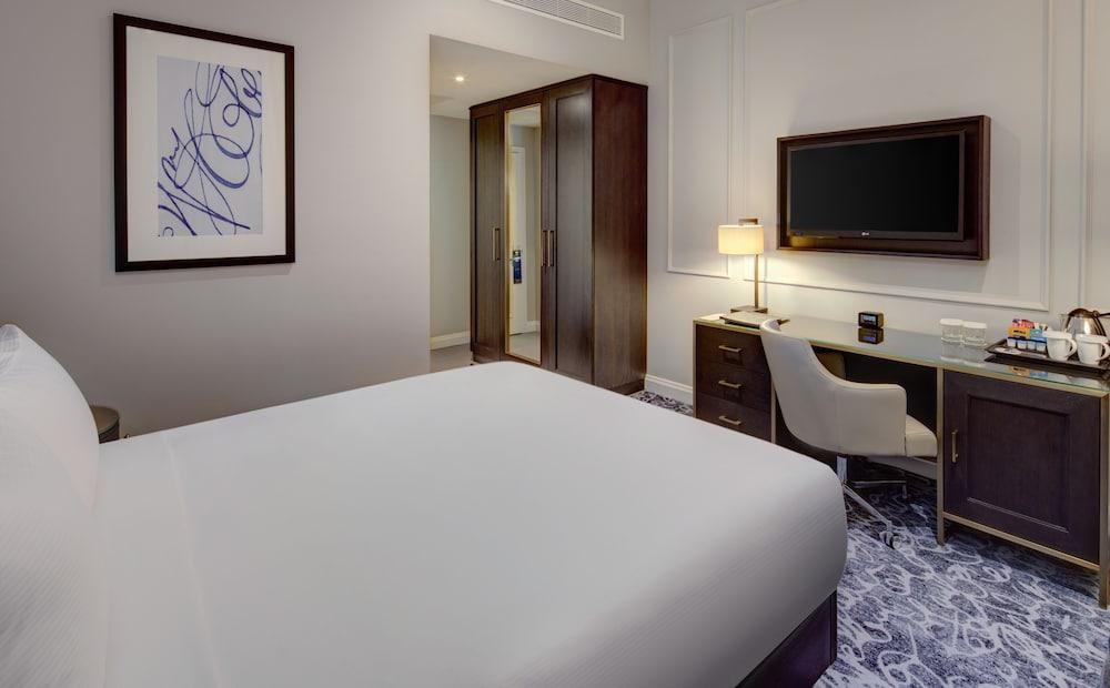 Hilton London Euston photo 2