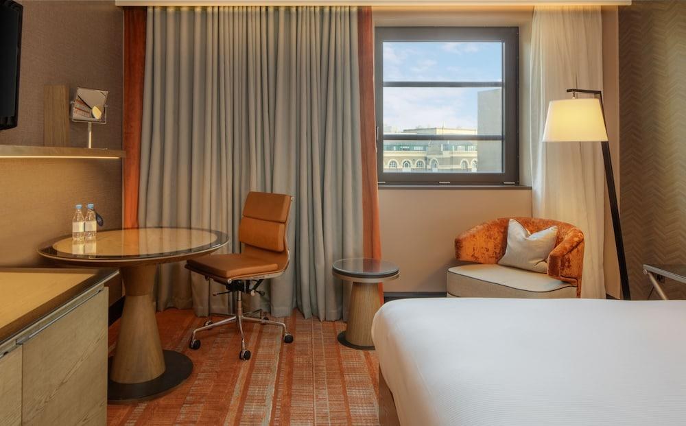 Hilton London Tower Bridge photo 3