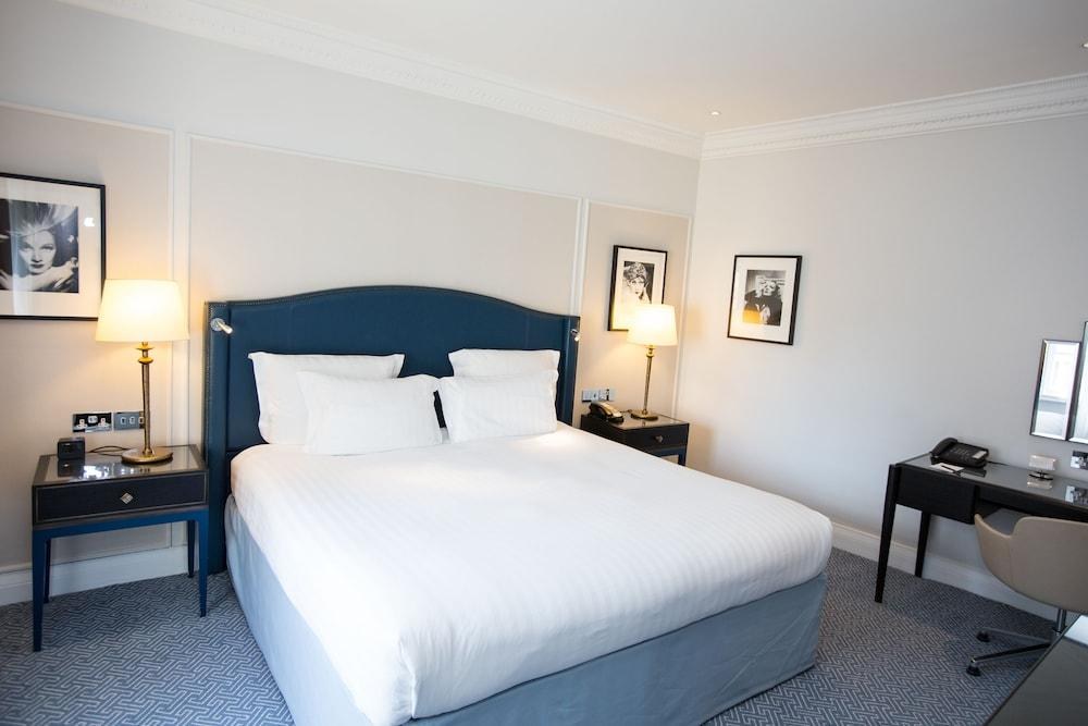 The Waldorf Hilton, London photo 3