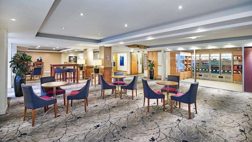 Hilton London Watford photo 2