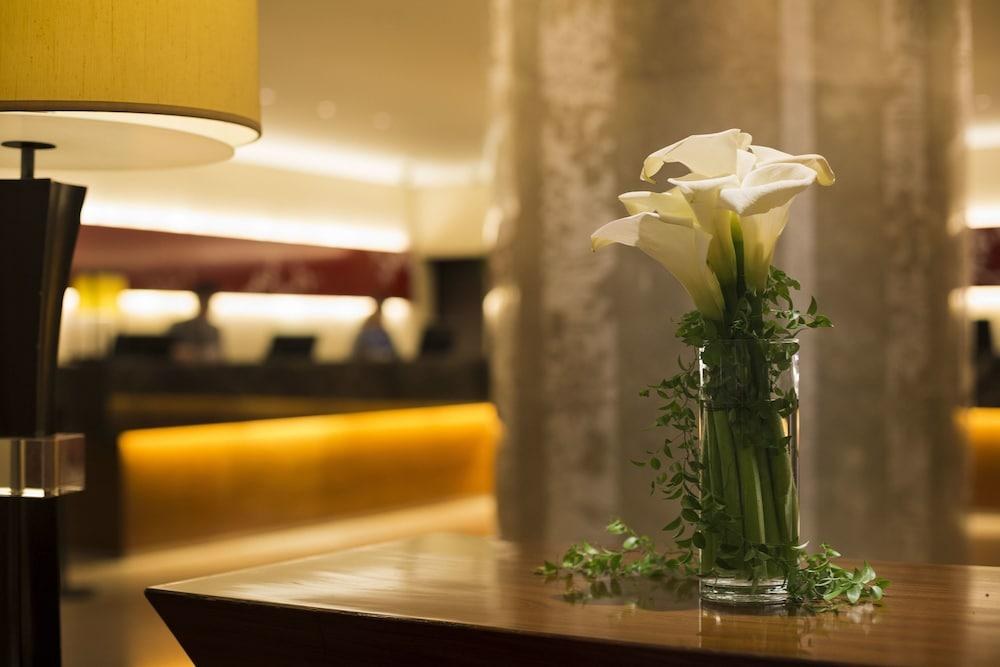 Hilton Tokyo photo 3