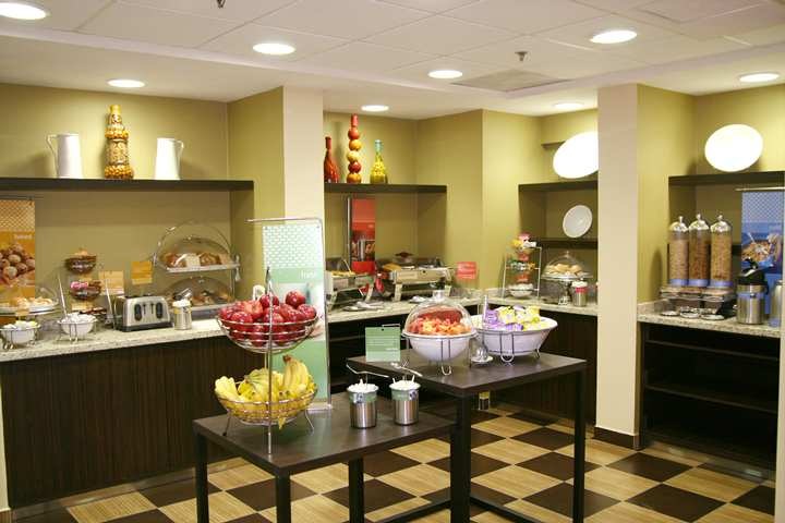 Hampton Inn by Hilton Monterrey-Airport photo 4