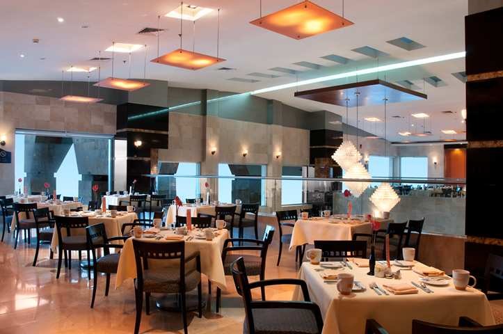 HILTON VILLAHERMOSA & CONFERENCE CENTER photo 4