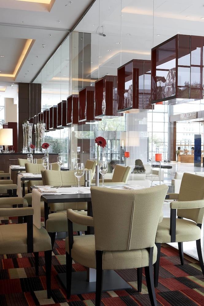 Hilton Warsaw City photo 2