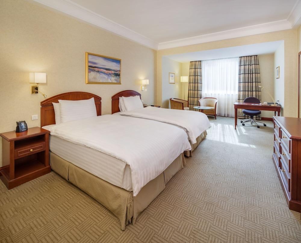 Athenee Palace Hilton Bucharest photo 2