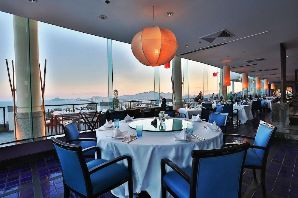 Hilton Hua Hin Resort & Spa photo 3