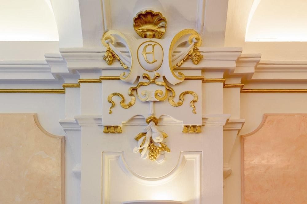 HOTEL JOSEFSHOF AM RATHAUS photo 2