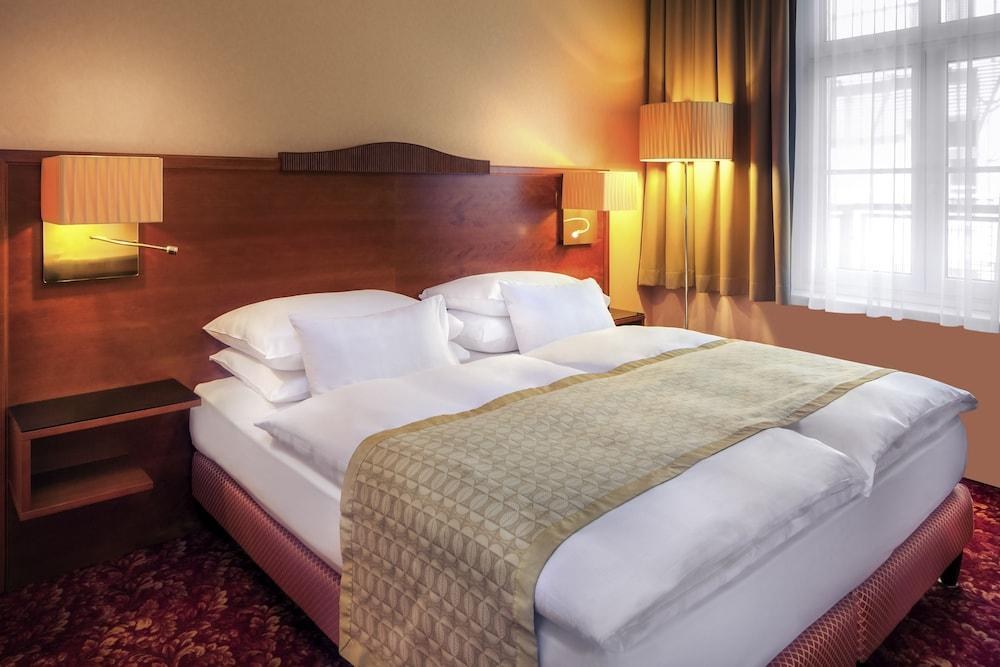 HOTEL JOSEFSHOF AM RATHAUS photo 4