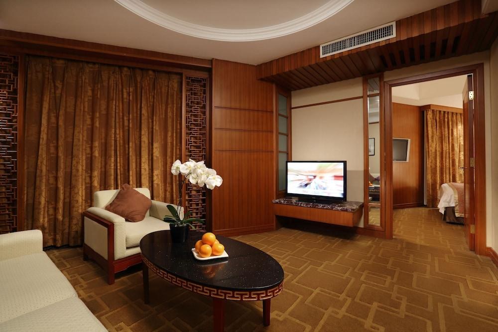 CAPITAL HOTEL BEIJING photo 2