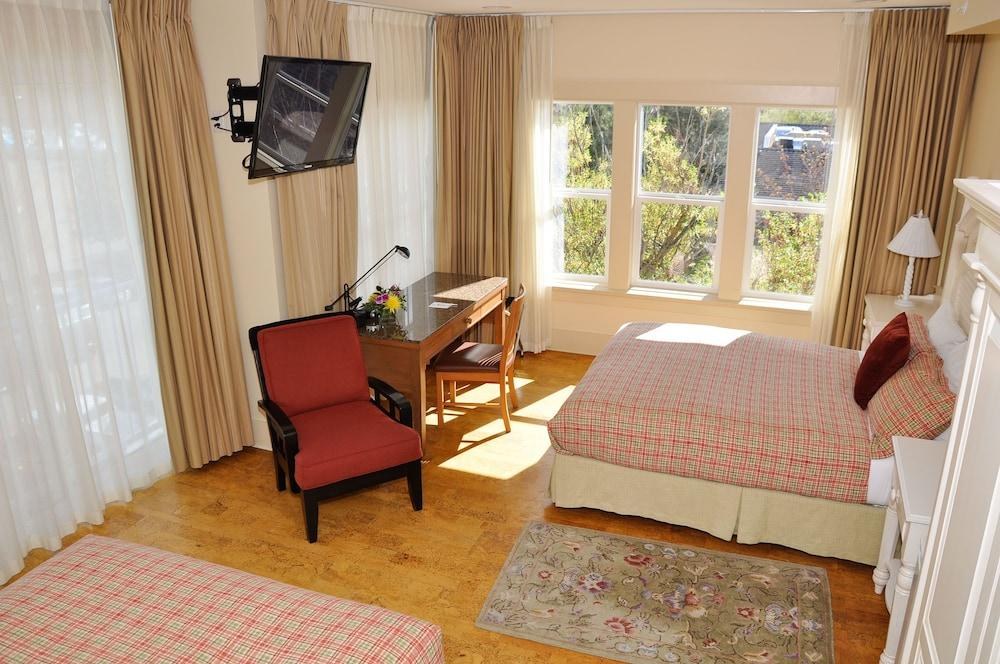 HOTEL ELDORADO KELOWNA photo 3