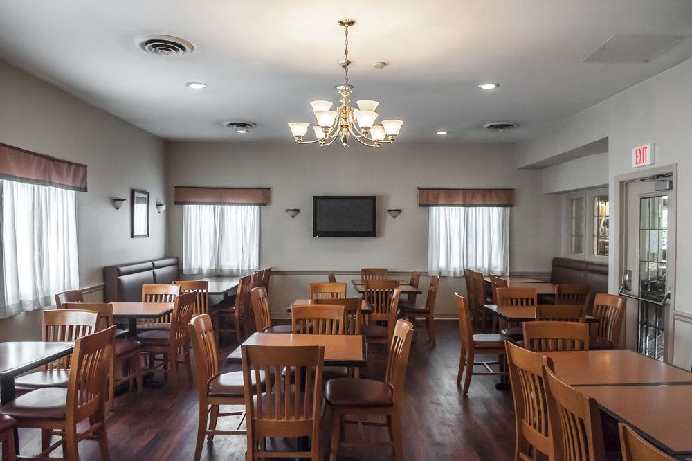QUALITY INN AIRPORT WEST