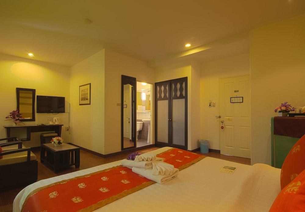 WORABURI SUKHUMVIT HOTEL & RESORT photo 4