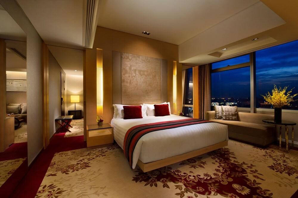 THE LONGEMONT (FORMERLY THE REGENT SHANGHAI) photo 3