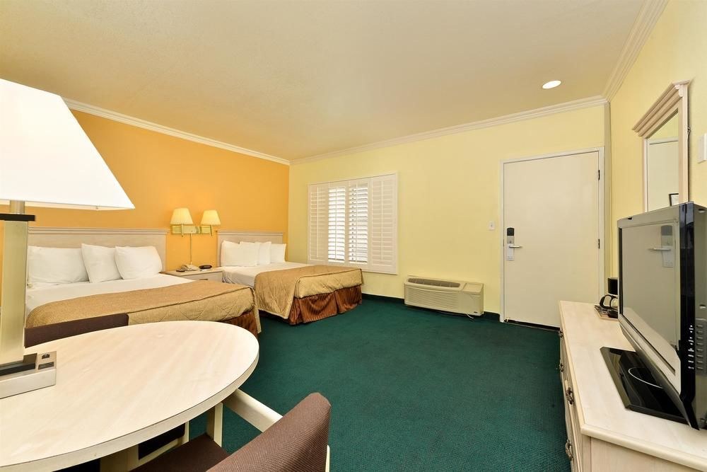 AMERICAS BEST VALUE INN ANAHEIM