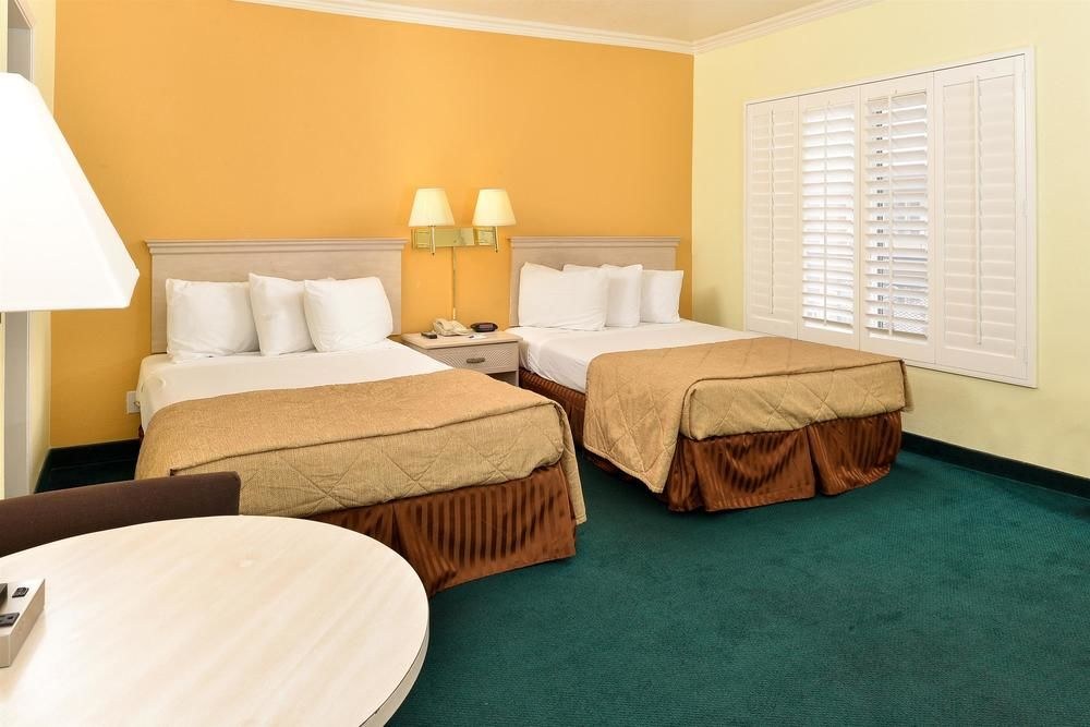 AMERICAS BEST VALUE INN ANAHEIM photo 1