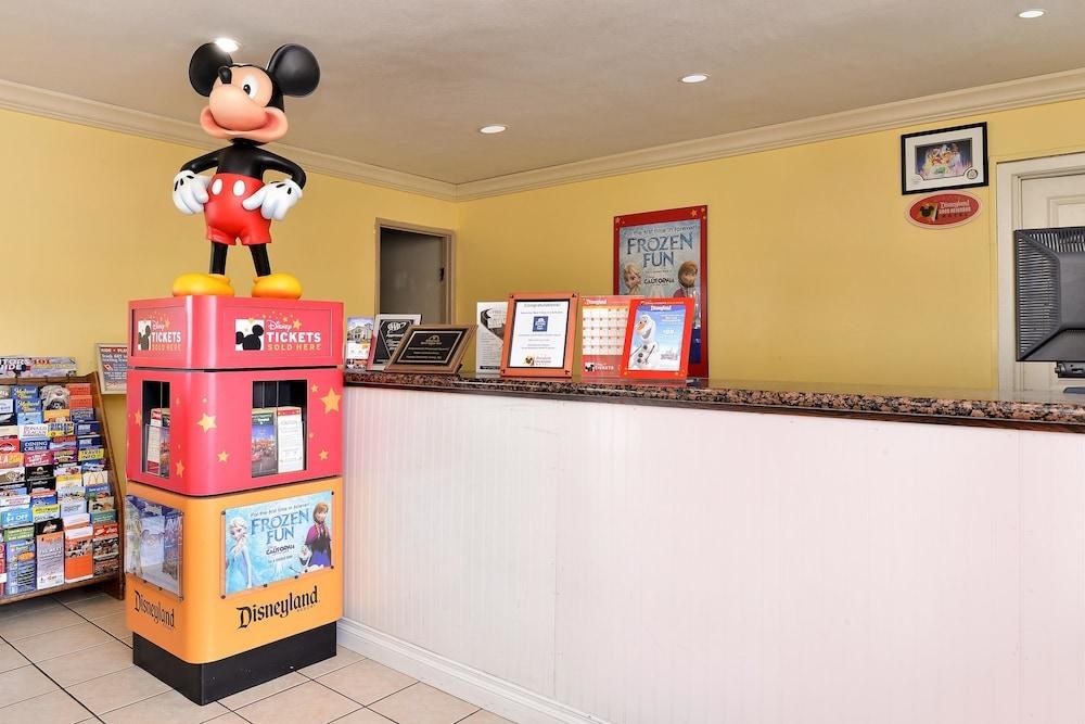 AMERICAS BEST VALUE INN ANAHEIM photo 3