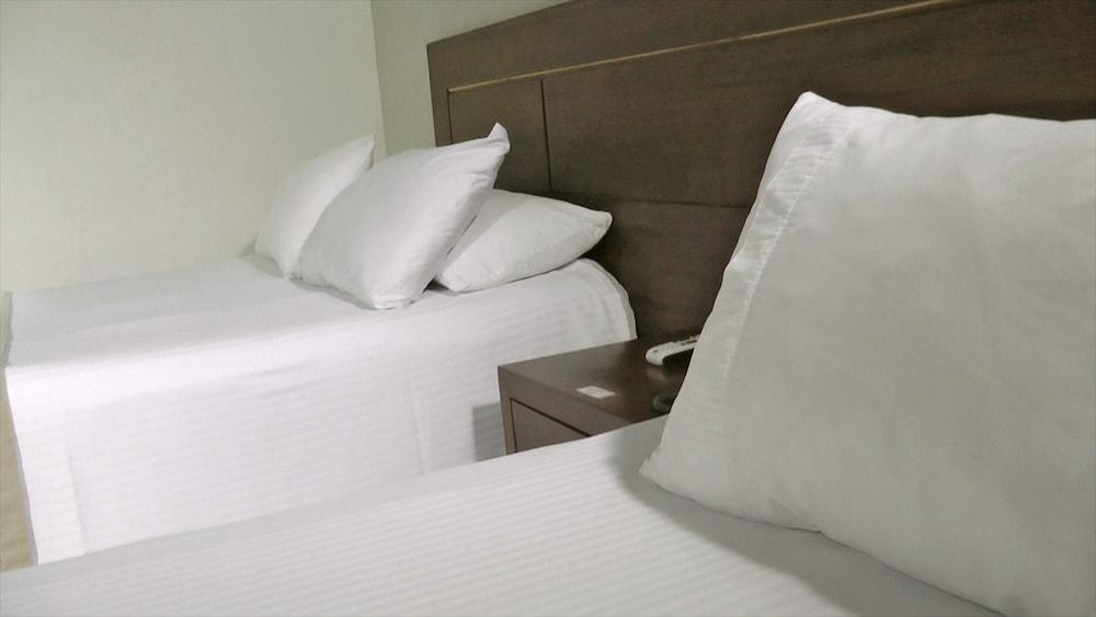 Hotel Portales Del Campestre photo 4