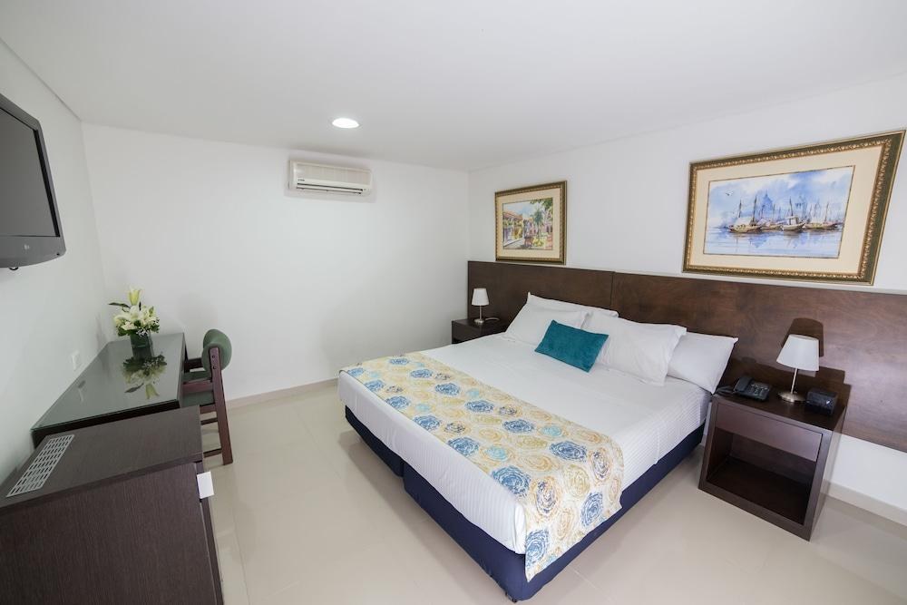 Hotel San Martin photo 2