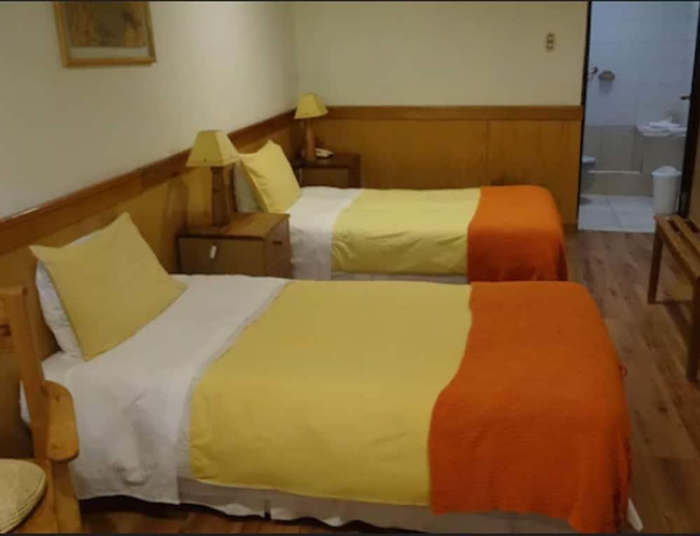 HOTEL TULOR photo 2