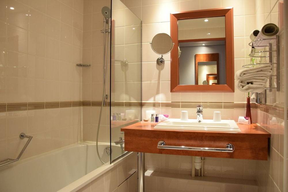 Crowne Plaza Lyon - Cité Internationale by IHG photo 1