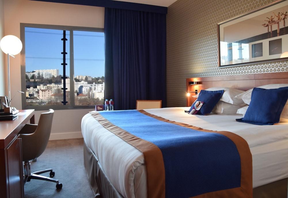 Crowne Plaza Lyon - Cité Internationale by IHG photo 3