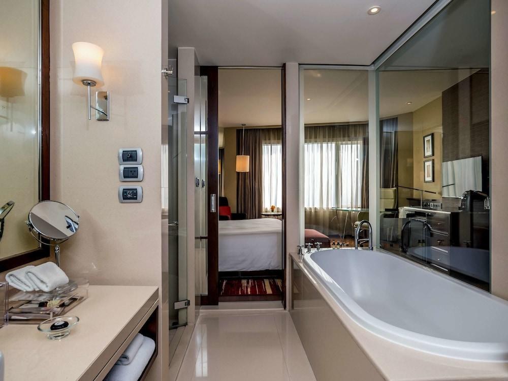 PULLMAN BANGKOK GRANDE SUKHUMVIT photo 2